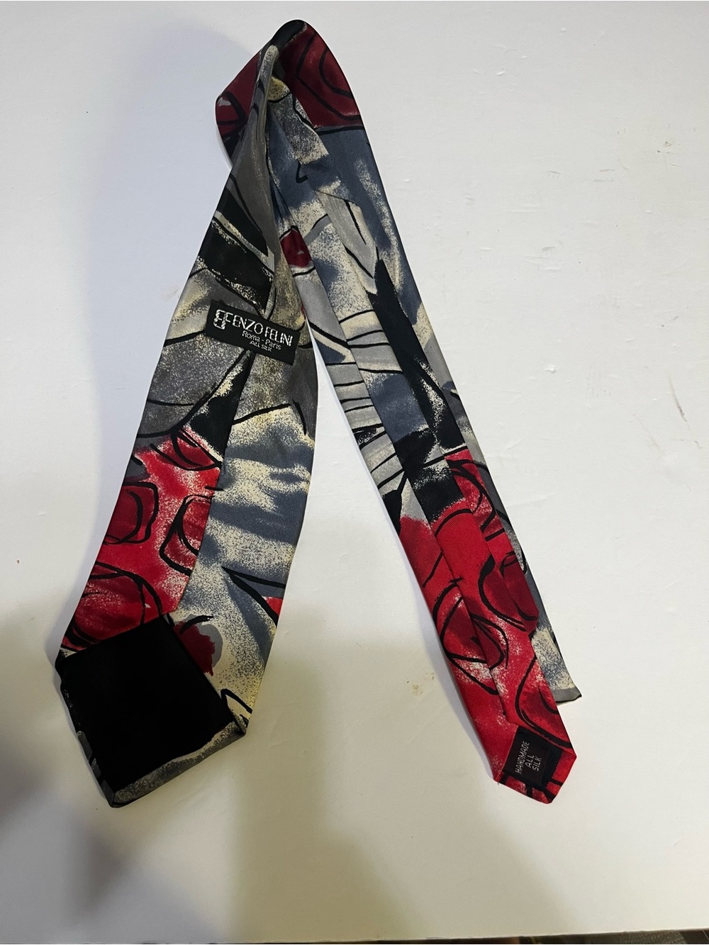 Red and Gray Floral Men's Tie